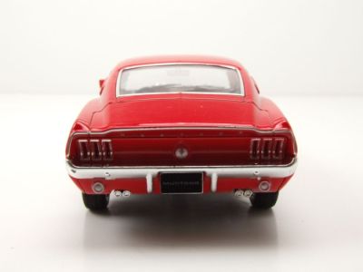 Метална кола Ford Mustang GT 1967 Welly 1:24