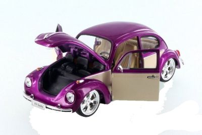 Метална кола Volkswagen Beetle Welly 1/24  