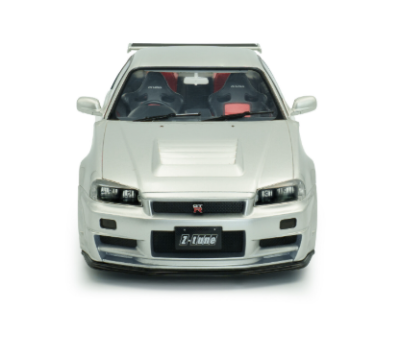 Метален автомобил Nissan Skyline GT-R Z Tune 1:18 Solido 1804312