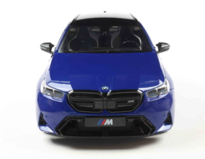 Метален автомобил BMW M5 Touring 1:18 Solido 1814801
