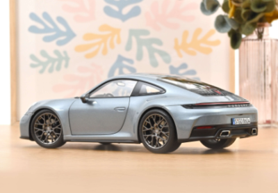 Колекционерска метална кола Porsche 911 Carrera 1:18 NOREV 187170