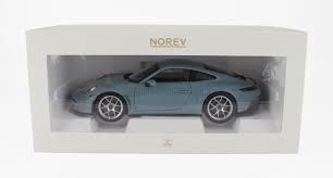 Колекционерска метална кола Porsche 911 Carrera 1:18 NOREV 187170