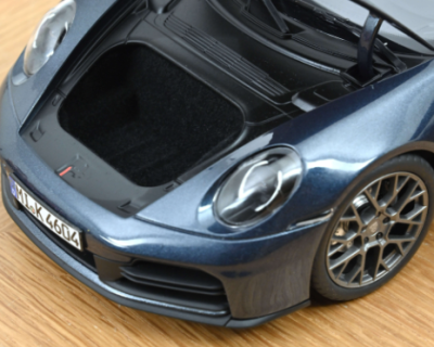 Колекционерска метална кола Porsche 911 Carrera Cabriolet 1:18 NOREV 187180