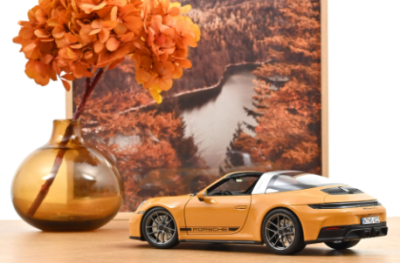 Колекционерска метална кола Porsche 911 Targa 1:18 NOREV 187190