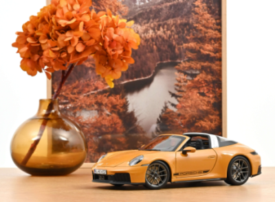 Колекционерска метална кола Porsche 911 Targa 1:18 NOREV 187190