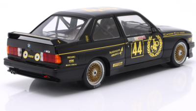 Метална кола BMW M3 E30 #44 1:18 WERK83 18038004