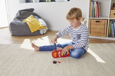 Сглобяем модел Lightning McQueen Disney Cars Revell R06562