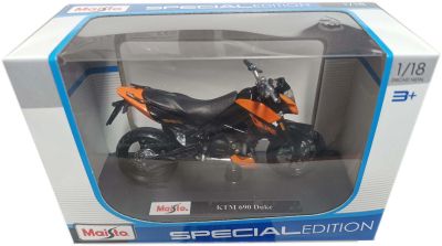 Метален мотор KTM 690 Duke MAISTO 1:18