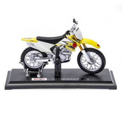 Метален мотор Suzuki RM Z250 MAISTO 1:18