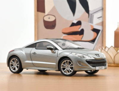Колекционерска метална кола Peugeot RCZ 1:18 NOREV 184875