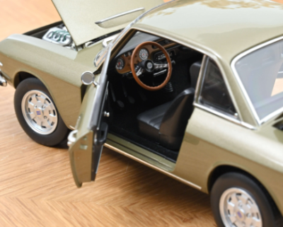 Колекционерска метална кола Lancia Fulvia 1:18 NOREV 187985