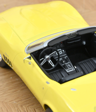 Колекционерска метална кола Chevrolet Corvette Convertible 1:18 NOREV 189039