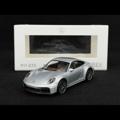 Металeн автомобил Porsche 911 GTS 1/43 Norev 750065