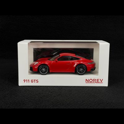 Металeн автомобил Porsche 911 GTS 1/43 Norev 750066