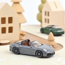 Металeн автомобил Porsche 911 GTS Targa 1/43 Norev 750073