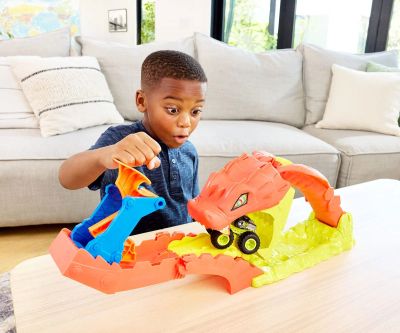 Monster Trucks писта с змийска каскада Hot Wheels JJN44 