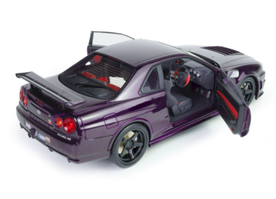 Метален автомобил Nissan Skyline GT-R 1:18 Solido 1804311