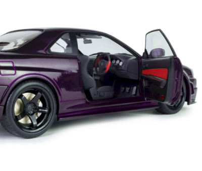 Метален автомобил Nissan Skyline GT-R 1:18 Solido 1804311