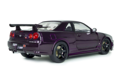 Метален автомобил Nissan Skyline GT-R 1:18 Solido 1804311