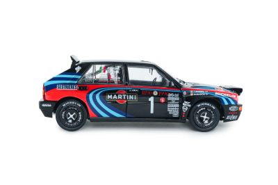 Метален автомобил Lancia Delta HF Integrale #1 1:18 Solido 1807809