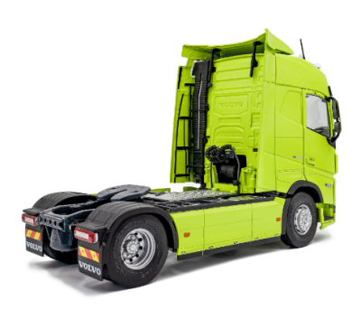 Метален камион влекач Volvo Trucks FH Globetrotter XL Solido 1:24 neon