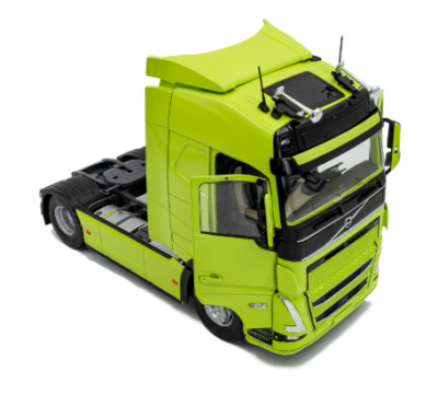 Метален камион влекач Volvo Trucks FH Globetrotter XL Solido 1:24 neon