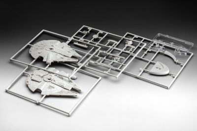 Сглобяем модел Star Wars Millennium Falcon Revell R03600