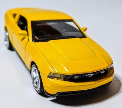 Метална кола Ford Mustang GT 1:43 MSZ 67340