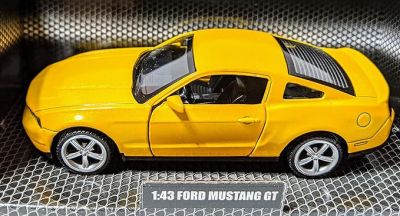 Метална кола Ford Mustang GT 1:43 MSZ 67340