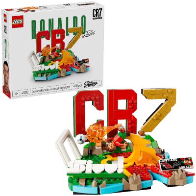Конструктор Кристиано Роналдо футболни акценти LEGO Editions 43012 