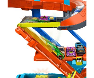 Писта Гараж с каскада Hot Wheels City Mattel JHL94
