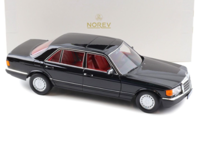 Колекционерска метална кола Mercedes Benz 560 SEL 1:18 NOREV 183788