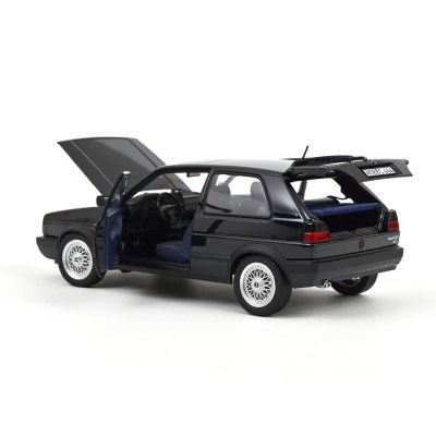 Колекционерска метална кола Volkswagen Golf GTI 1:18 NOREV 188583