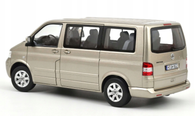 Колекционерска метална кола Volkswagen Multivan 1:18 NOREV 188602