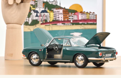 Колекционерска метална кола Volkswagen Karmann Ghia 1500 1:18 NOREV 188648