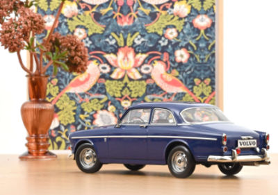 Колекционерска метална кола Volvo Amazon 1:18 NOREV 188740