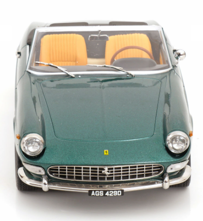 Метална кола Ferrari 275 GTS Pininfarina Spyder 1:18 WERK83 180240