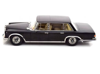 Колекционерска метална кола Mercedes 600 SWB W100 1:18 KK Scale 180601