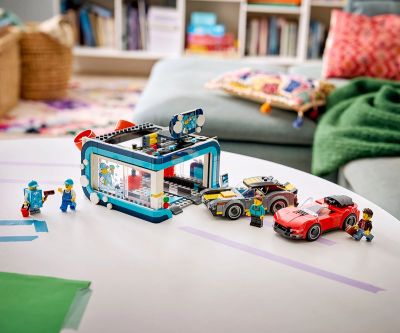 Конструктор Автомивка с преминаване на колата LEGO City 60497 