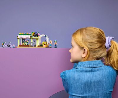 Конструктор Творчески магазин за цветя LEGO Friends 42693