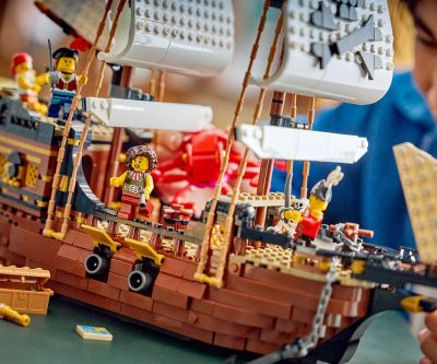 Конструктор Емблематичен пиратски кораб LEGO Creator 31387 