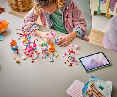 Конструктор Виенско колело от бонбони и сладкиши LEGO Friends 42700