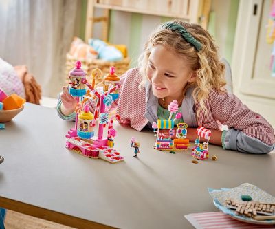 Конструктор Виенско колело от бонбони и сладкиши LEGO Friends 42700