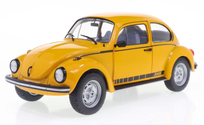 Метален автомобил Volkswagen Beetle 1303 1:18 SOLIDO 1800522