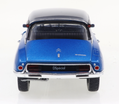 Метален автомобил Citroen D Special 1:18 SOLIDO 1800711