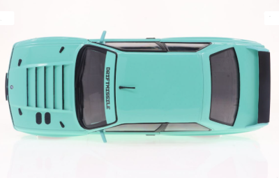 Метален автомобил BMW E30 M3 1:18 SOLIDO 1801527