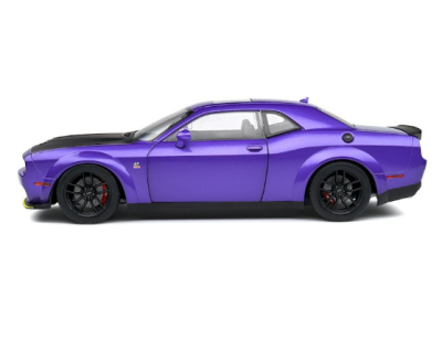 Метален автомобил Dodge Challenger SRT 1:18 SOLIDO 1805714