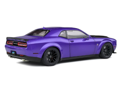 Метален автомобил Dodge Challenger SRT 1:18 SOLIDO 1805714