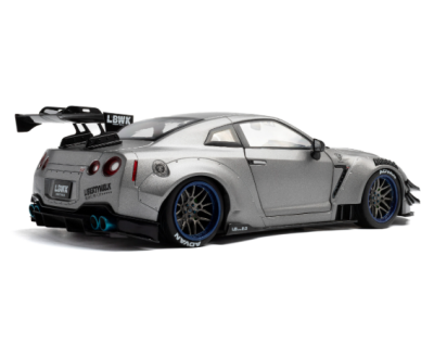 Метален автомобил Nissan GT-R 1:18 SOLIDO 1805815