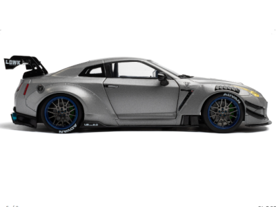 Метален автомобил Nissan GT-R 1:18 SOLIDO 1805815